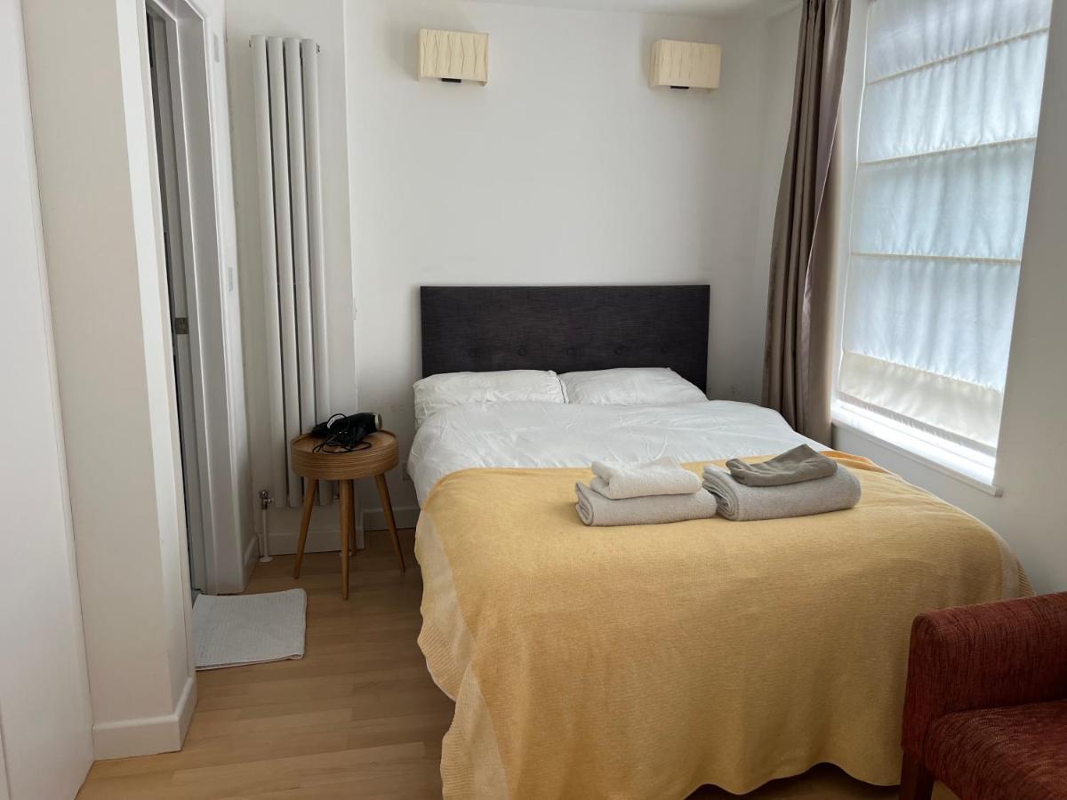 300m To Fitzwilliam Museum 3 En-suites Double Bedroom Victoria House * Cambridge (Cambridgeshire)