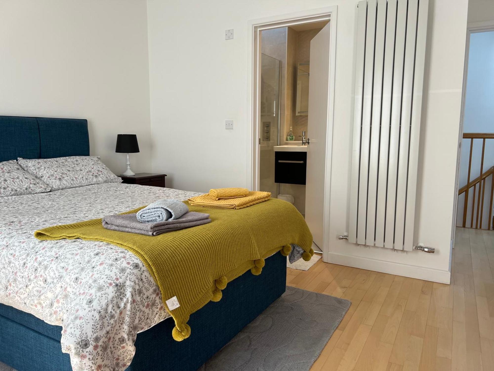 300m To Fitzwilliam Museum 3 En-suites Double Bedroom Victoria House Villa Cambridge (Cambridgeshire)